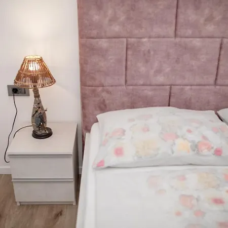 Pensjonat Mlacovic Palit