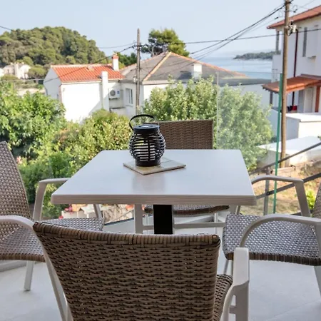 Apartments Mlacovic 3*