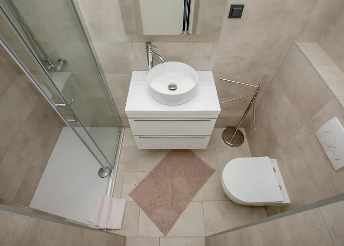 Mlacovic Pensión 3*