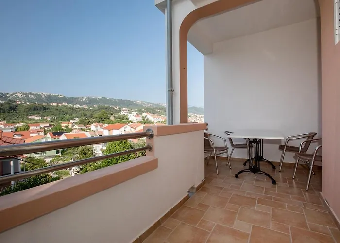 Mlacovic Pensión Palit