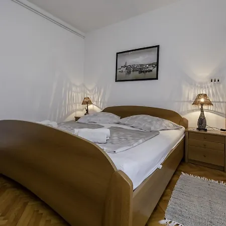 Gasthof Apartments Mlacovic Palit